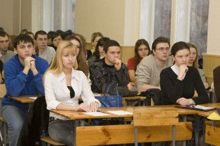 В Украине стартовала вступительная кампания в вузы