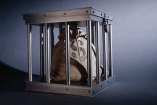 Банки продадут проблемные кредиты коллекторам
