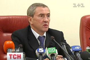 Рада лишит Черновецкого большей части полномочий