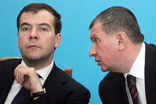 Дмитро Мєдвєдєв, Ігор Сєчін