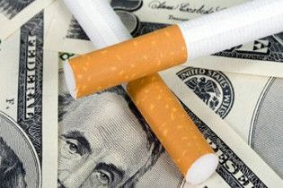 В январе бюджет заработал рекордную сумму на сигаретах