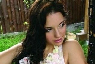 Родственники заключенных VIPов продолжают жить люксовой жизнью