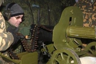 Медведев пострелял из пулемета