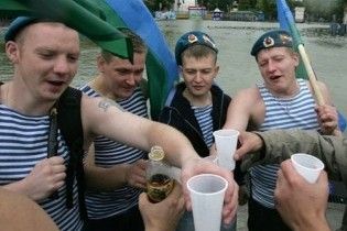 Правительство России не решилось запретить всей стране пить по вечерам