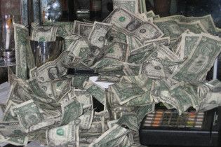 Курс доллара прекратил прыгать на межбанке