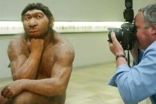 Ученые выяснили, что "современные люди" живут не дольше неандертальцев