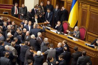 Рада изменила закон о выборах в редакции Партии регионов