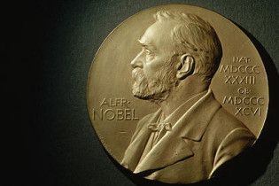Нобелевская премия этого года - наименьшая за десятилетие