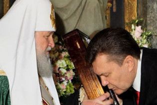 Янукович встретился с Медведевым и Московским патриархом