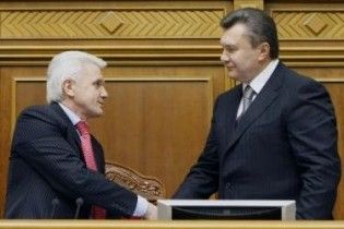 На Банковой объявили о триумвирате Януковича, Азарова и Литвина