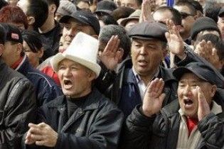 Киргизская оппозиция поставила власти ультиматум