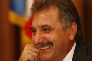 Янукович назначил экс-спикера Крыма своим советником