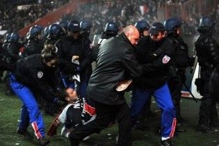 Во Франции умер болельщик, получивший травму на стадионе