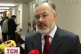 ВС Крыма просит Януковича и Азарова не увольнять Табачника
