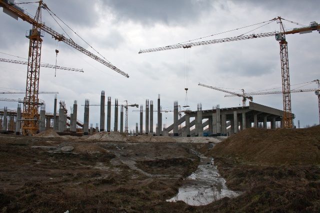 Будівництво стадіону у Львові