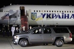 Янукович прилетел к Обаме