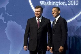 Янукович встретился с Обамой и побеседовал о ядерной безопасности