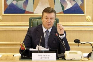 Янукович на следующей неделе обратится с посланием к народу
