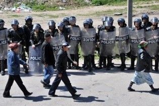 В Джалал-Абадской области Киргизии введено чрезвычайное положение