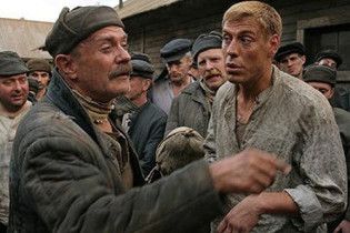 В России школьников принуждают смотреть Утомленные солнцем-2