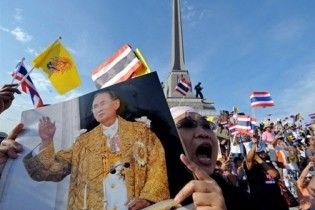 Власти Таиланда согласились выполнить главное требование оппозиции
