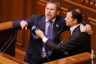 "Регионал" Лукьянов: депутаты из НУ-НС и БЮТ меня уже задрали