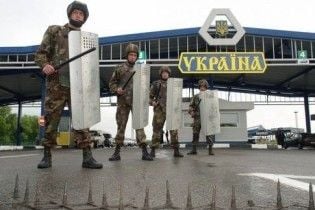 15% украинцев хотят навсегда покинуть свою родину