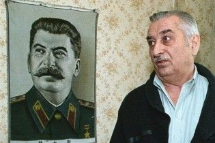 В Москве требуют эксгумации останков Сталина