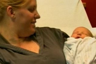 Роженица уже 20 дней после родов не приходит в сознание