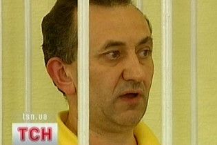 На экс-судью Зварыча завели новое дело за то, что едва не съел предыдущее