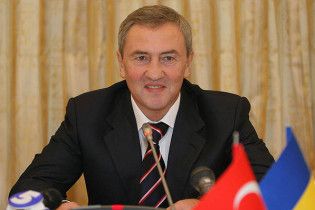 Черновецкий хочет собственноручно назначать глав районов Киева