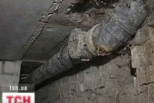 Во Львове парень упал в люк и потерялся на 5 часов