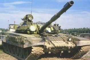 Минобороны России бросило в лесу без охраны 200 танков Т-72
