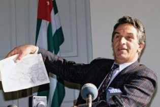 В Москве умер первый президент Абхазии Владислав Ардзинба