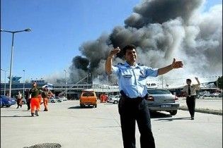 В крупнейшем аэропорту Стамбула произошел пожар