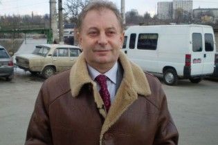 Житомирский бизнесмен отрицает, что стрелял в школьника из своего особняка