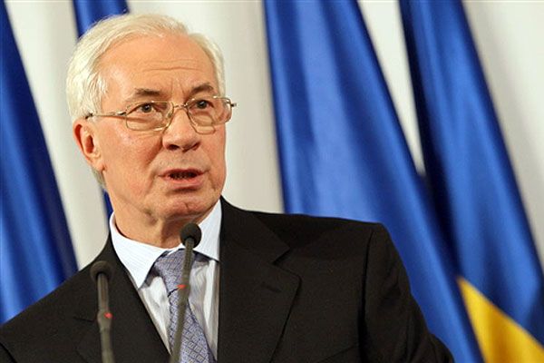 Микола Азаров