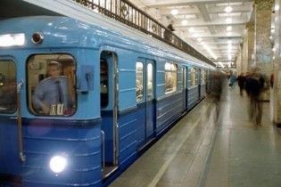 БЮТ: Черновецкий продал метро "Крещатик"