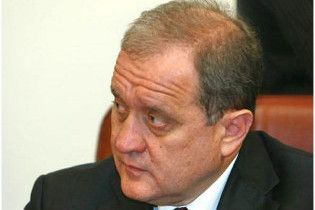 Глава МВД назвал судимости Януковича политическими репрессиями