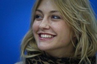 Ева Бушмина променяла мужчин на новый Lexus