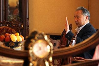 В Киргизии нашли золото родственников свергнутого президента Бакиева