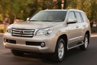 Toyota приостановила продажи внедорожника Lexus из-за дефекта