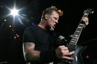 Лидера группы Metallica обокрали в Москве