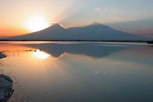 На Арарате нашли остатки Ноева Ковчега