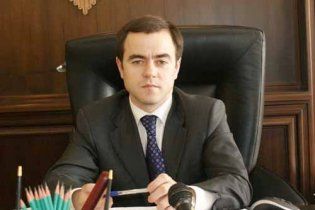 Азаров уволил главу Госпотребстандарта