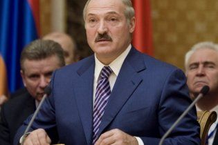 Лукашенко нагримав на прем'єра на нараді: уряду загрожує відставка
