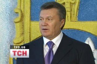 Янукович заявив, що історію не можна переписувати