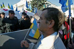 Київська міліція не дозволила опозиції захищати українську мову