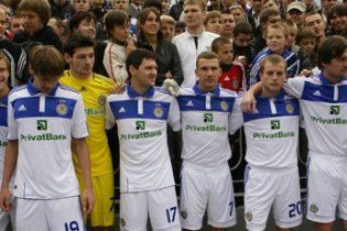 АЗ Алкмаар - "Динамо". Прогнози спеціалістів