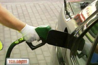 В Україні впав попит на бензин